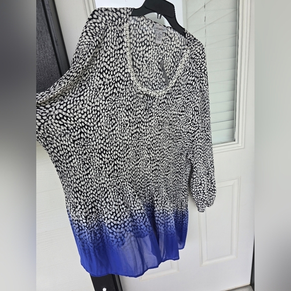 Catherines Tunic Blouse Womens 5X Plus Front Cutout Ombre Embellished New - Picture 10 of 16